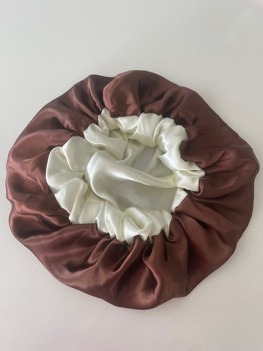 Luxury Satin Bonnet (CHOCLATE CURL)